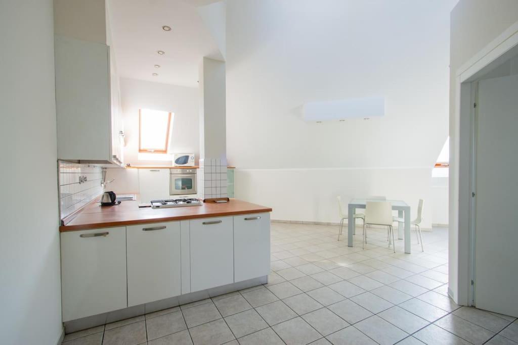 Loft Eugenio - *Large And Bright Apartment* Turin Exterior photo